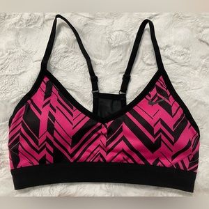 NIKE Sport Bra Pattern Design w/ Logo